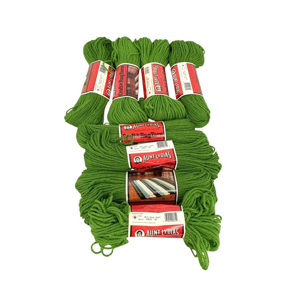 Vintage Aunt Lydia's Heavy Rug Yarn 615 Grass Green 8 Skeins 323 total grams - Picture 5 of 6